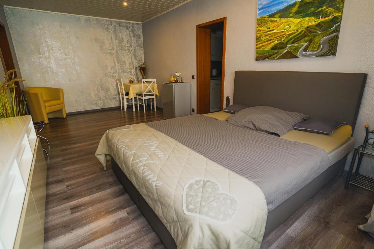 Gaestehaus Praesenzhof بينسهايم المظهر الخارجي الصورة